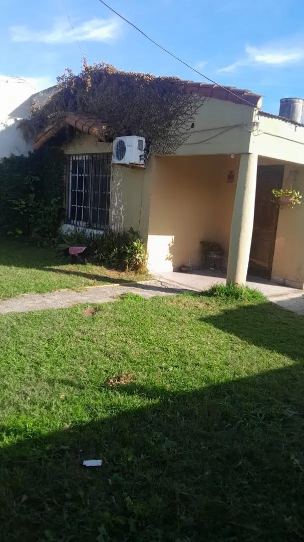 Casa en venta en José mármol de 4 ambientes 5