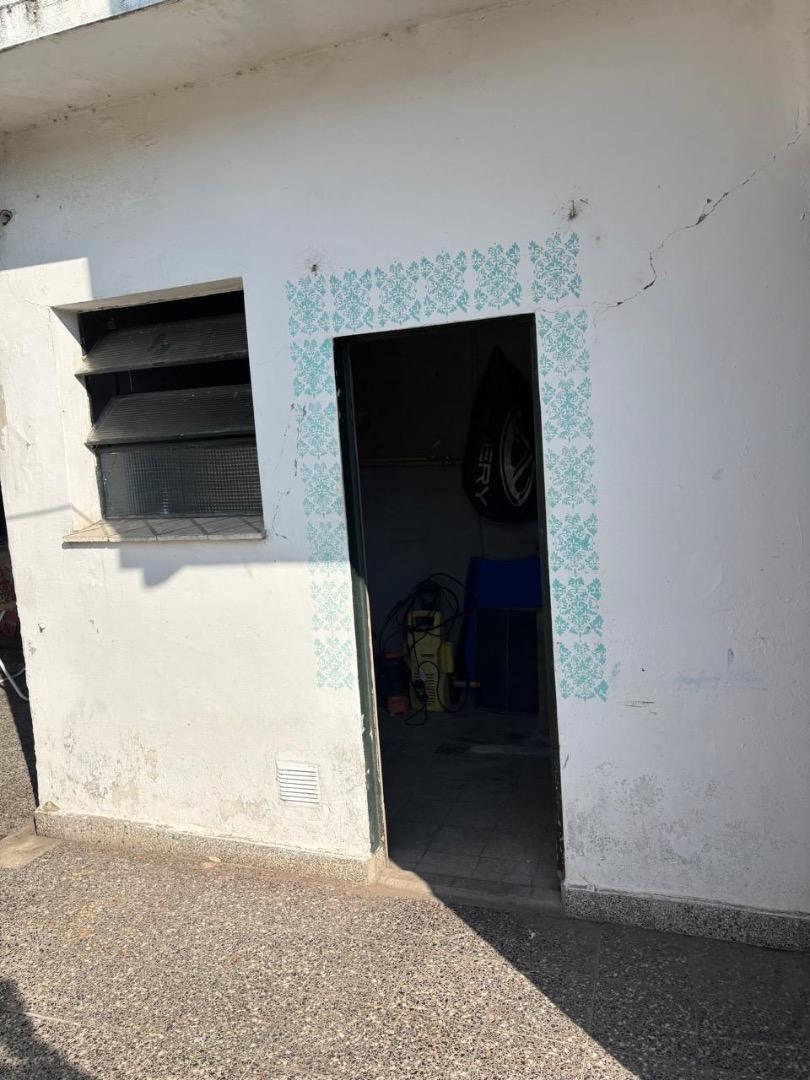 Casa en venta en José Mármol en José Mármol