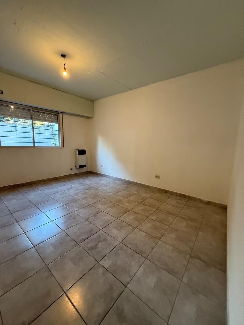 Foto de Departamento amplio 3 ambientes con jardín en Monte Grande, imagen 4