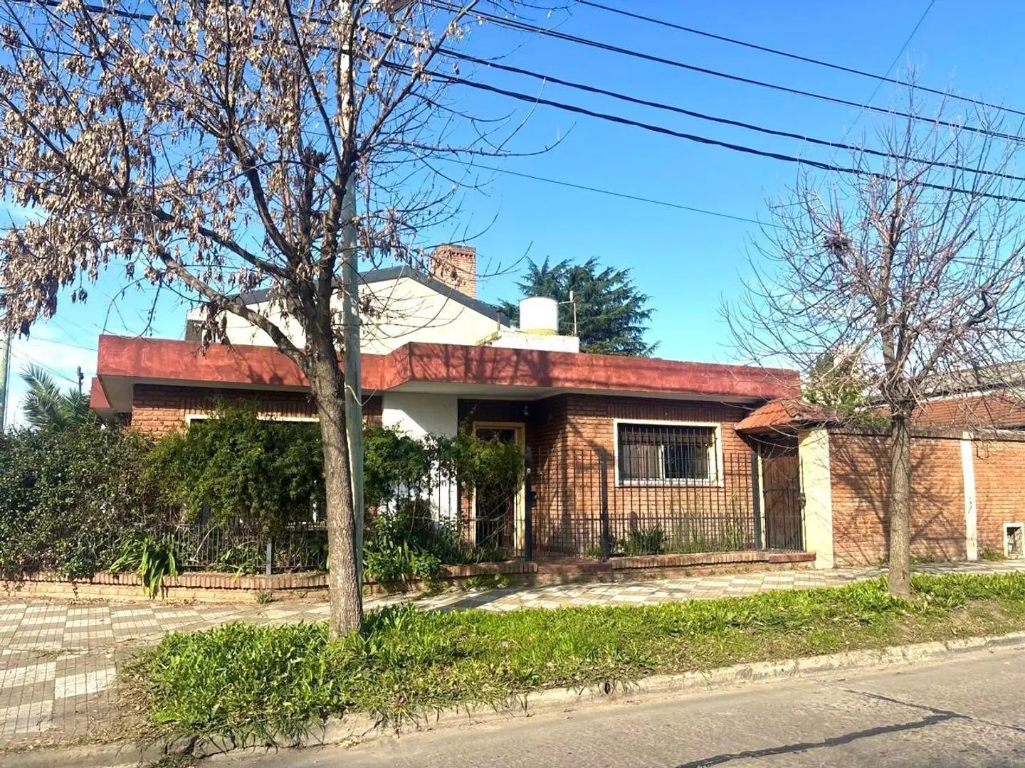 Casa en venta 4 ambientes en Monte Grande apta a crédito 3