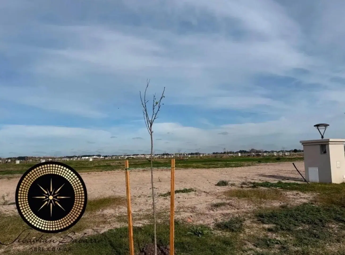 Lote en venta  barrio privado Canning con fondo a la laguna 5