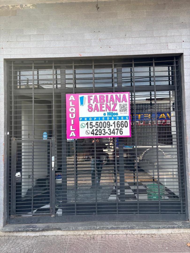 Foto de Locales comerciales en alquiler en Luis Guillon, imagen 1