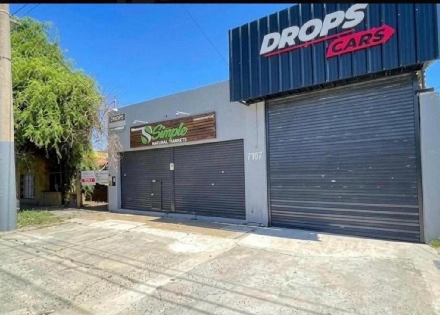 Foto de Galpón en venta de amplias dimensiones en Adrogué, imagen 1
