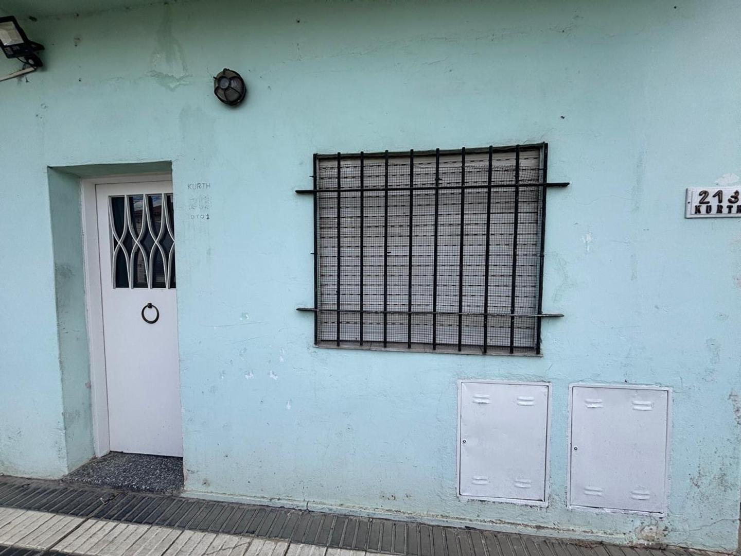 Foto de Casa en Ph al frente en venta Llavallol, imagen 4