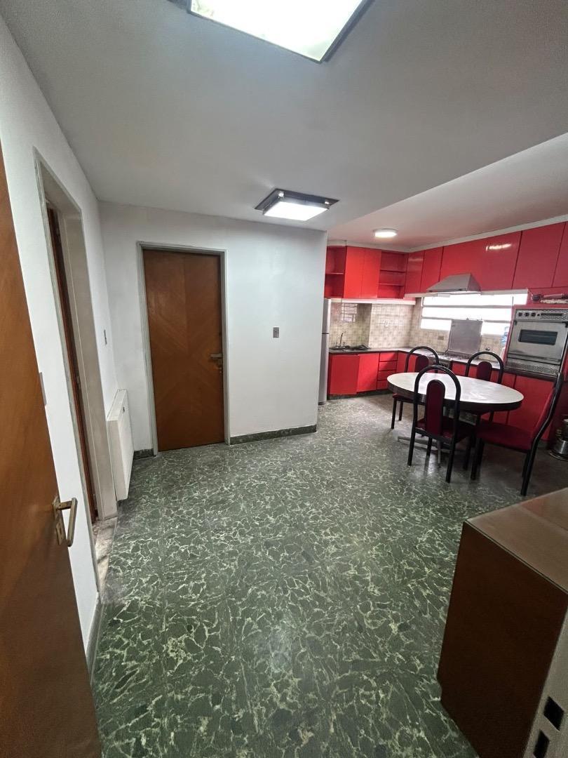 Foto de Departameto con terraza, quincho y cochera propia, imagen 2