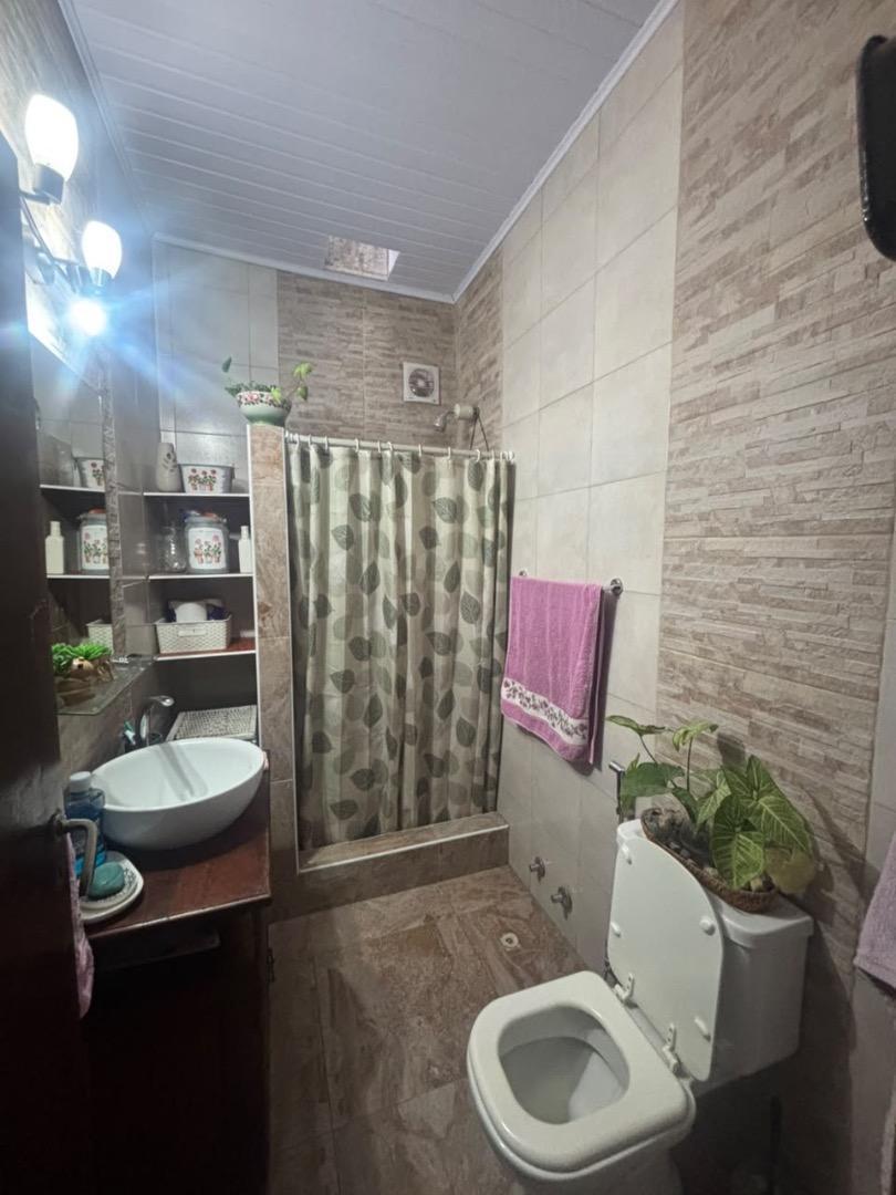 Foto de Casa en venta en Temperley 3 ambientes, imagen 4