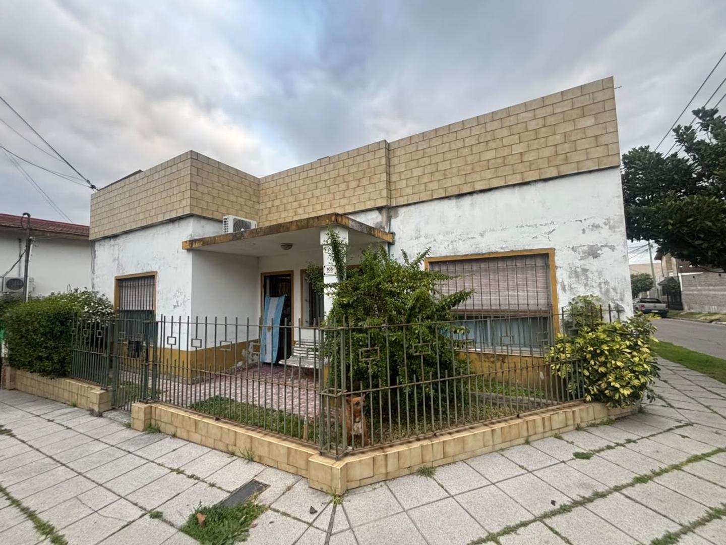 Foto de Casa en venta en Temperley 3 ambientes, imagen 3