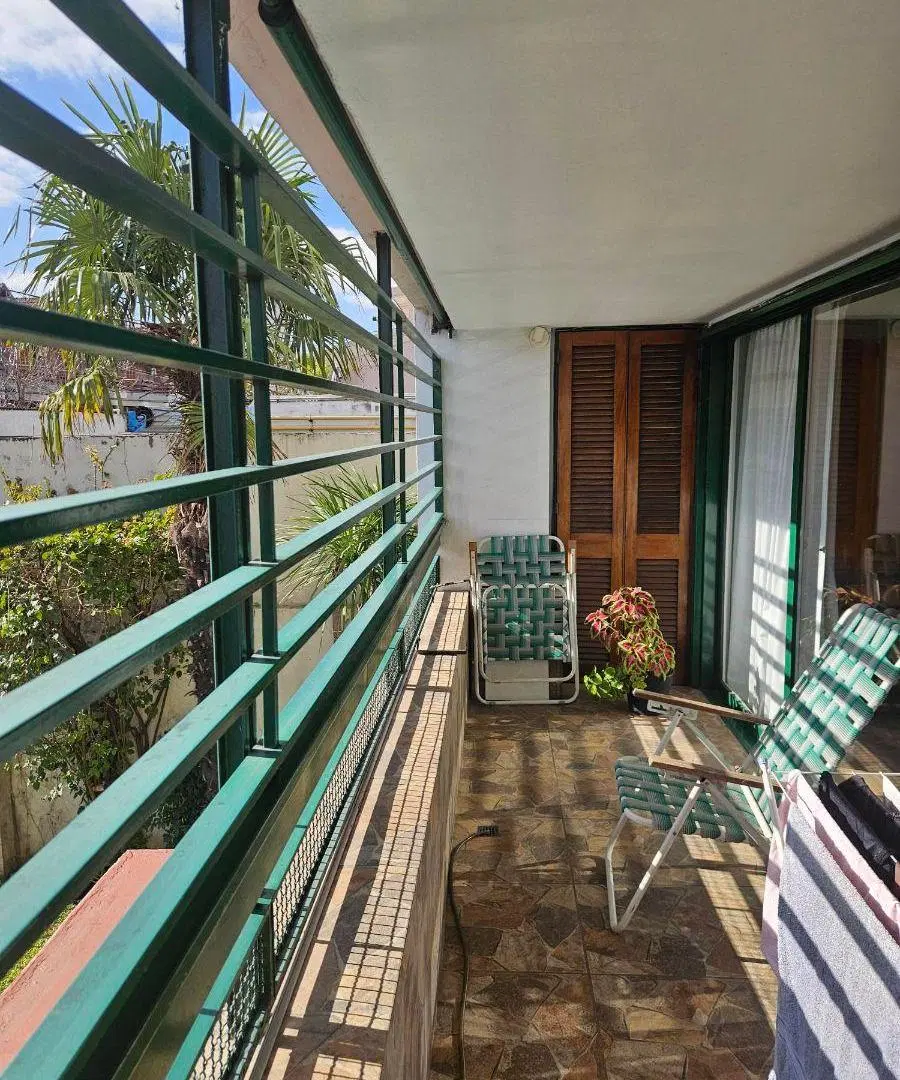 Departamento 3 ambientes c/balcon corrido c/dependencia doble circulacion Excelente! 4