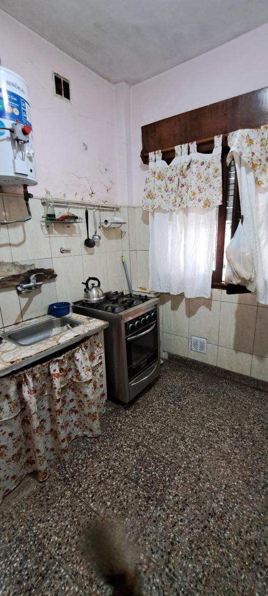Casa 3 Amb Barrio Polaco Parque San Martin Amplio Fondo Verde 5