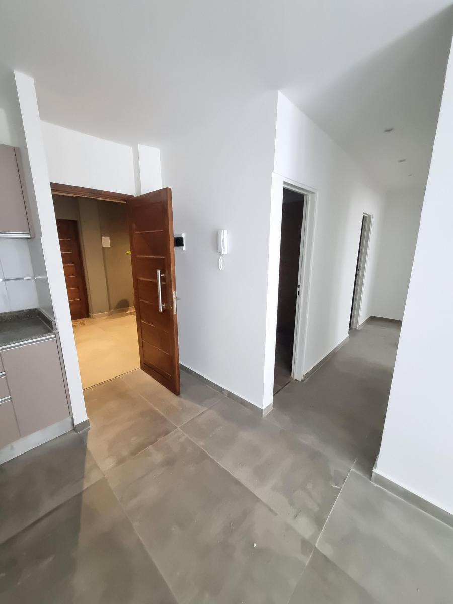 Oportunidad de Venta Excelentes Deptos 2 y 3 Amb - Edificio Renata 28 Merlo 4