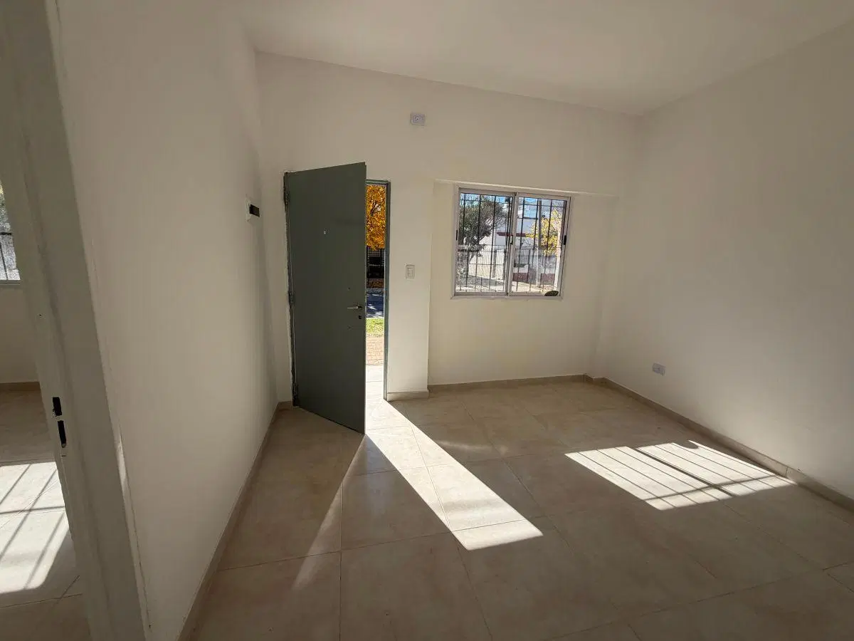 ALQUILO CASA 3 AMB MERLO NORTE 2