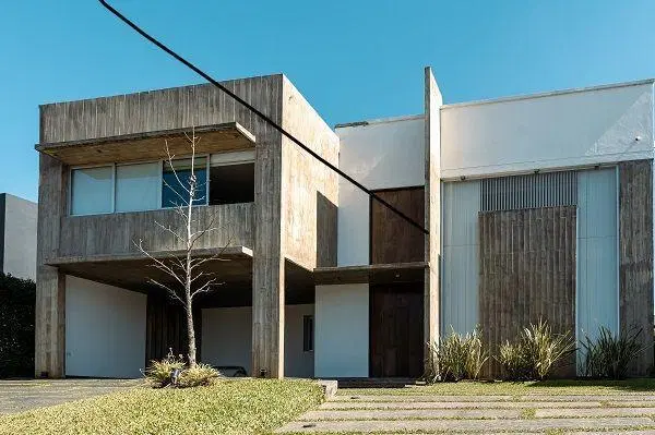 EXCLUSIVA CASA DE DISEÑO - COUNTRY PRADERAS - YERBA BUENA 3
