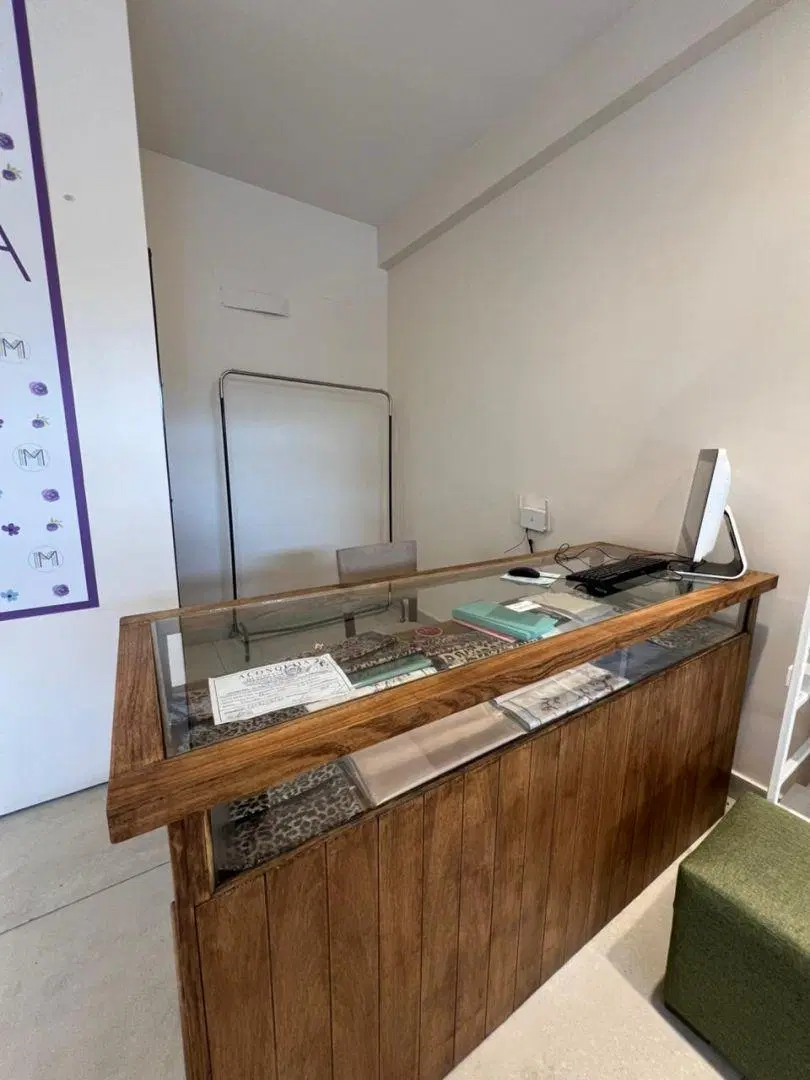 LOCAL EN ALQUILER - YERBA BUENA - GALERIA A ESTRENAR 1