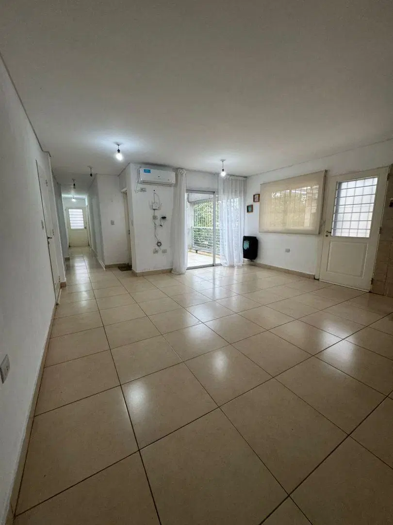 HERMOSO DEPARTAMENTO EN ALQUILER EN YERBA BUENA 4