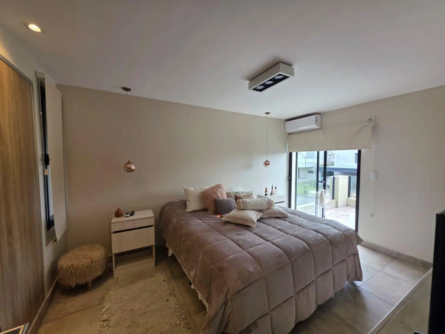 HERMOSA CASA EN VENTA - ALTOS DEL CEVIL 2 5
