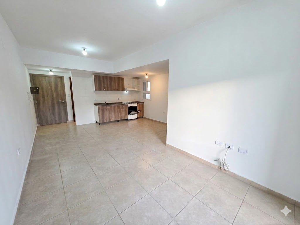 Foto de DEPARTAMENTO DOS DORMITORIOS EN ALQUILER - YERBA BUENA, imagen 4