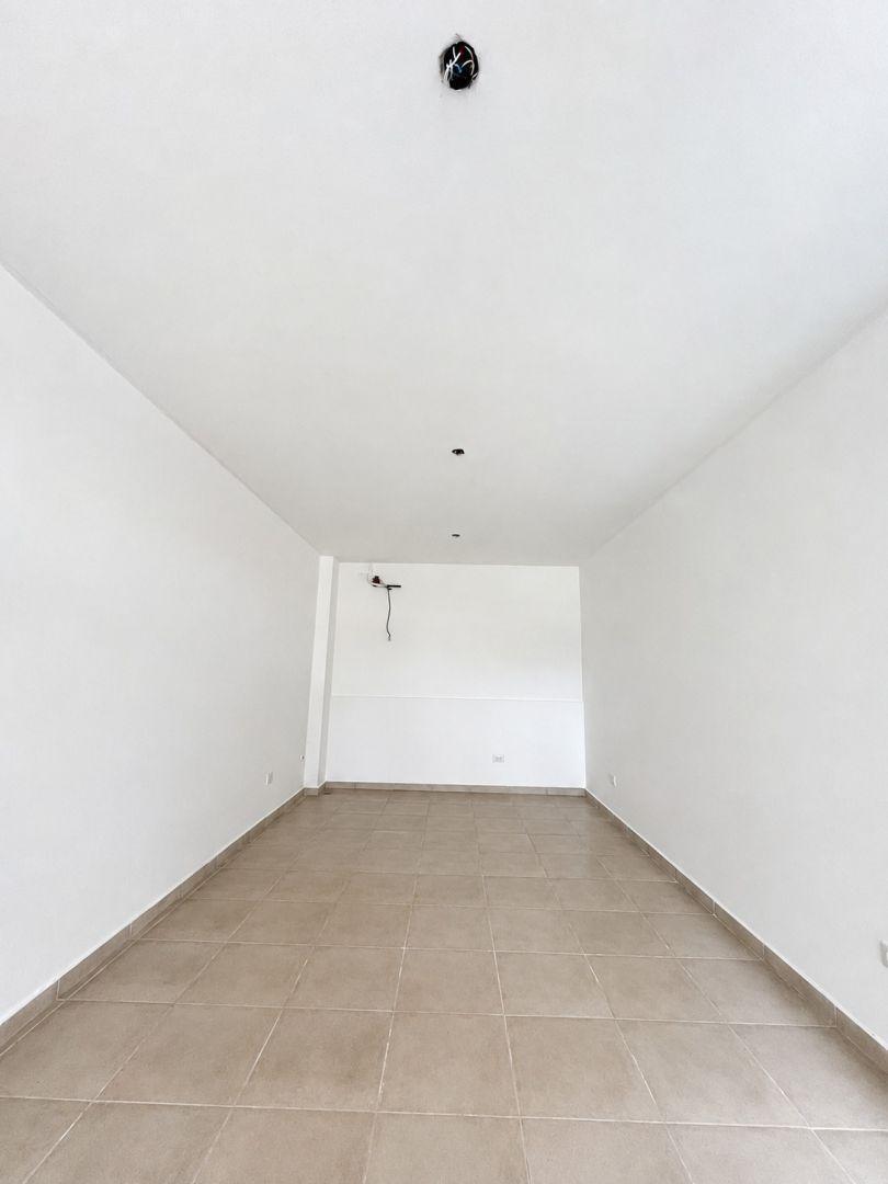 Foto de LOCAL COMERCIAL EN YERBA BUENA, imagen 4