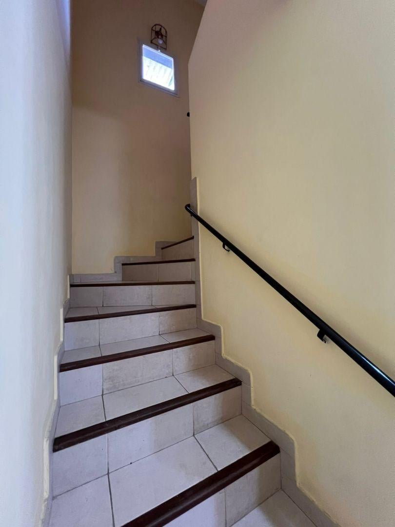 Foto de DÚPLEX EN VENTA - YERBA BUENA - LAMADRID 2000 - AMPLIO FONDO, imagen 3
