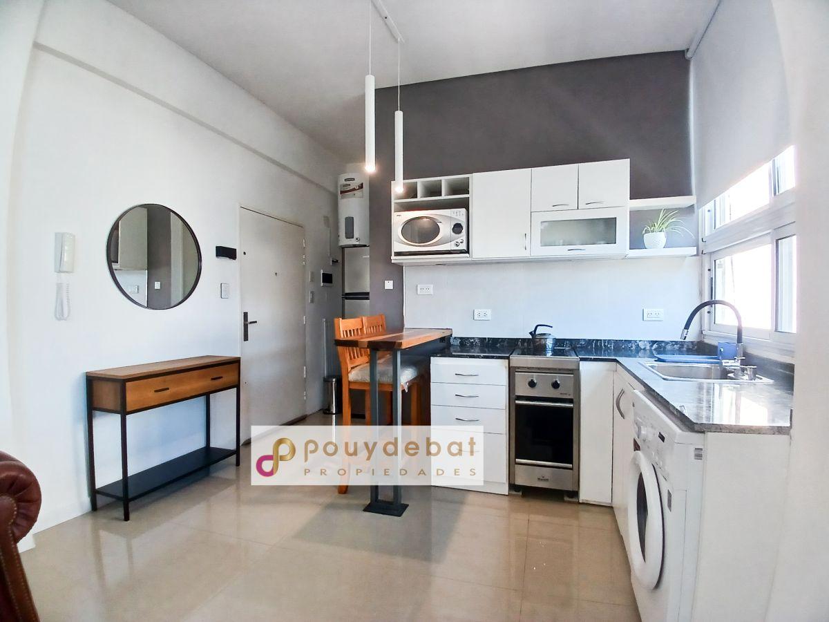 Foto de Dos ambientes ideal inversión o estudiantes cerca de teatros a 2, imagen 1