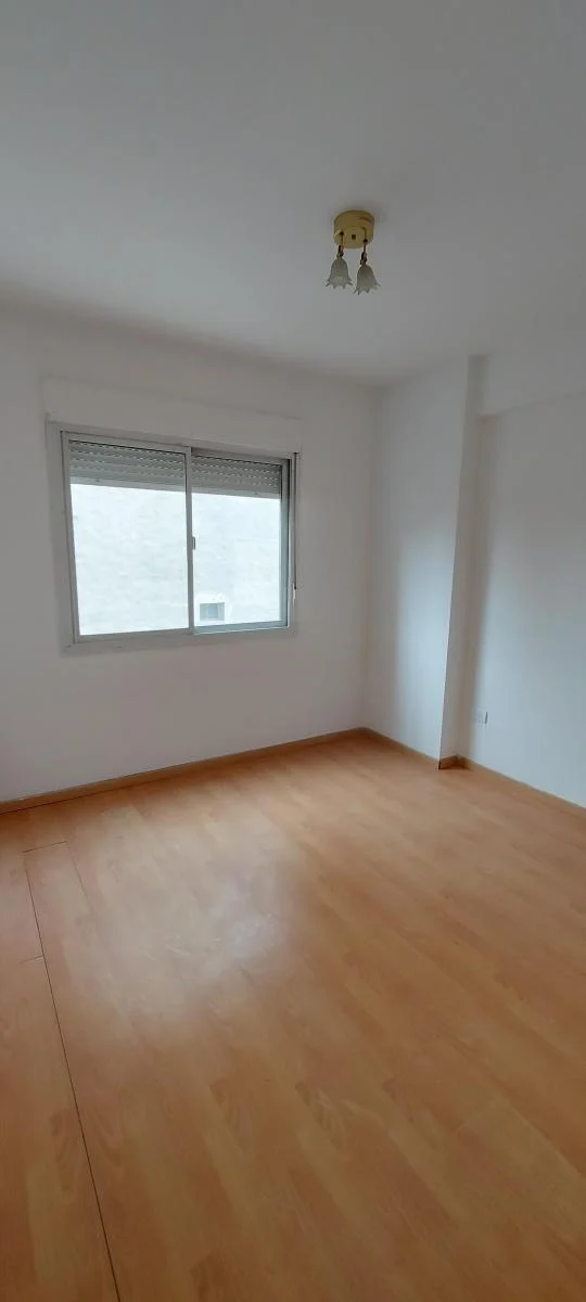 Venta Departamento 3 Dorm. con Cochera 2