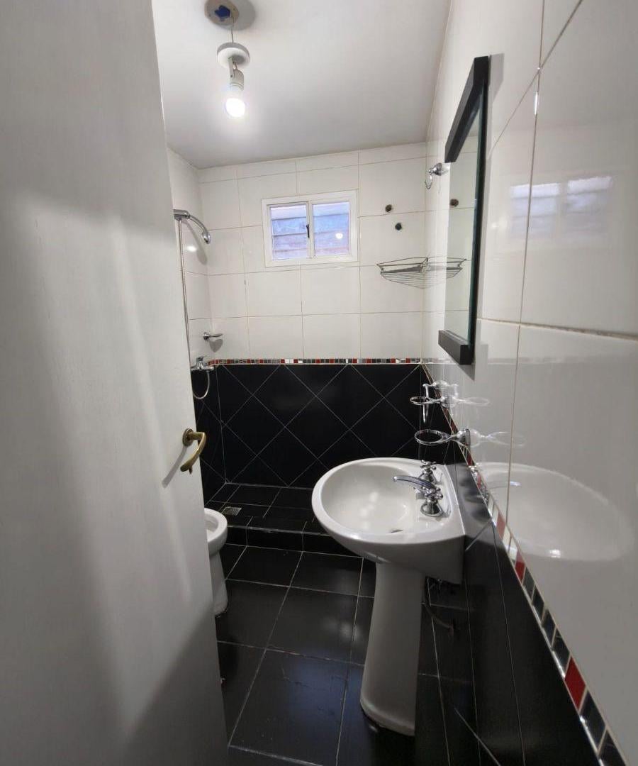 Foto de Departamento de 60 m² con 1 dormitorio en alquiler en Don Bosco II, imagen 3