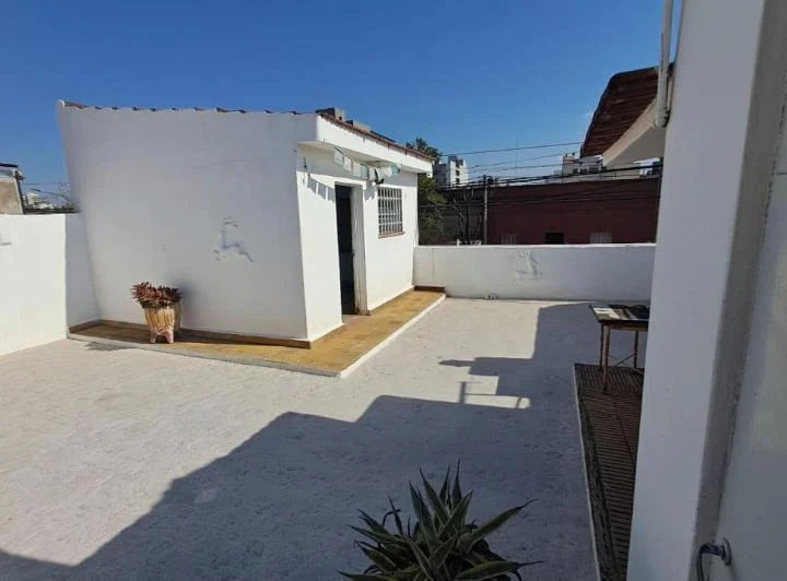 ALQUILER CASA 3 DORM Bº PUEYRREDON. uso vivienda 5