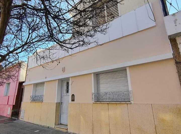 ALQUILER CASA 3 DORM Bº PUEYRREDON. uso vivienda 1