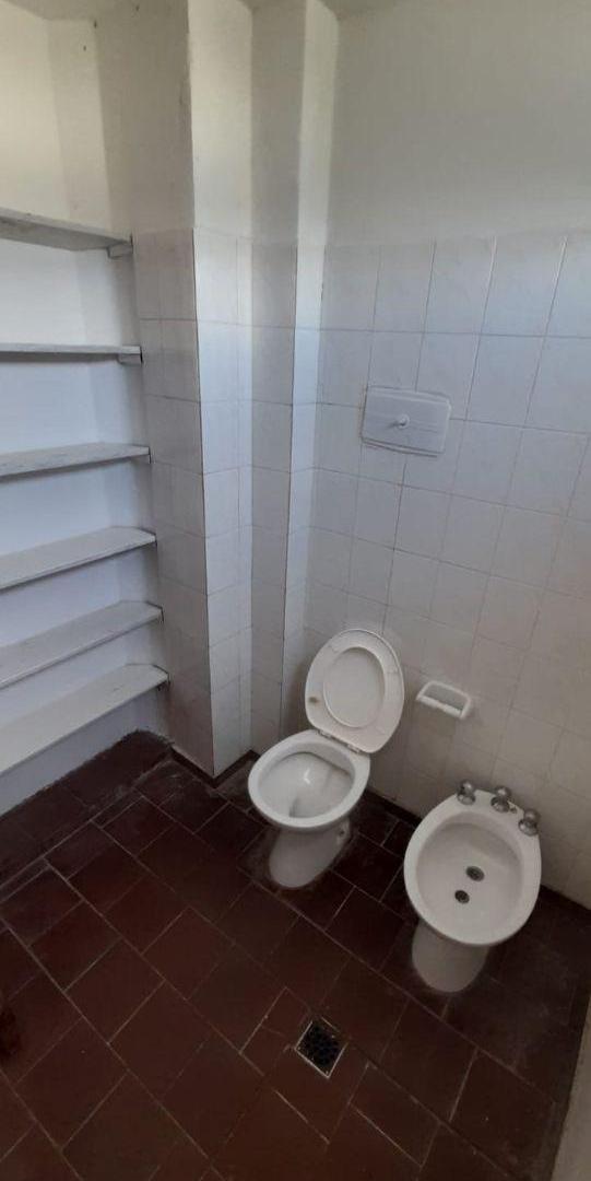Foto de ALQUILER DEPTO 2 DORM, planta alta Bº Ayacucho DEPARTAMENTO EXTERNO (OPCIONAL con cochera), imagen 3