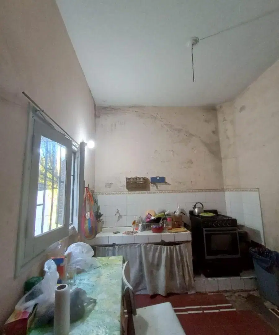VENTA COMPLEJO 3 DEPTOS bº GENERAL BUSTOS
Superficie terreno: 440 m2 3