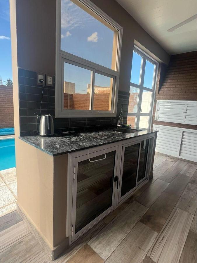 Foto de Hermosa casa en Pujato Norte, imagen 2