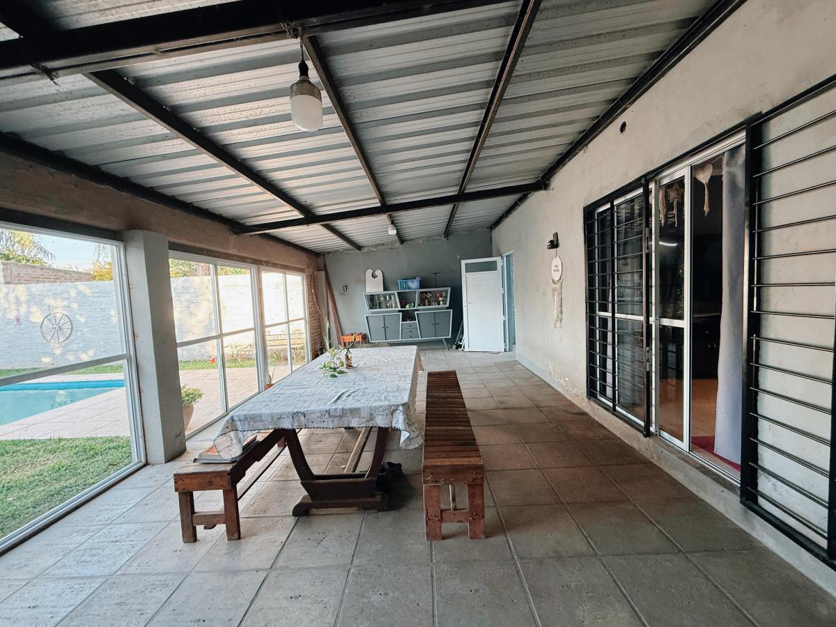 Hermosa Casa en Venta, Ubicada en Neuquén 2200! 5