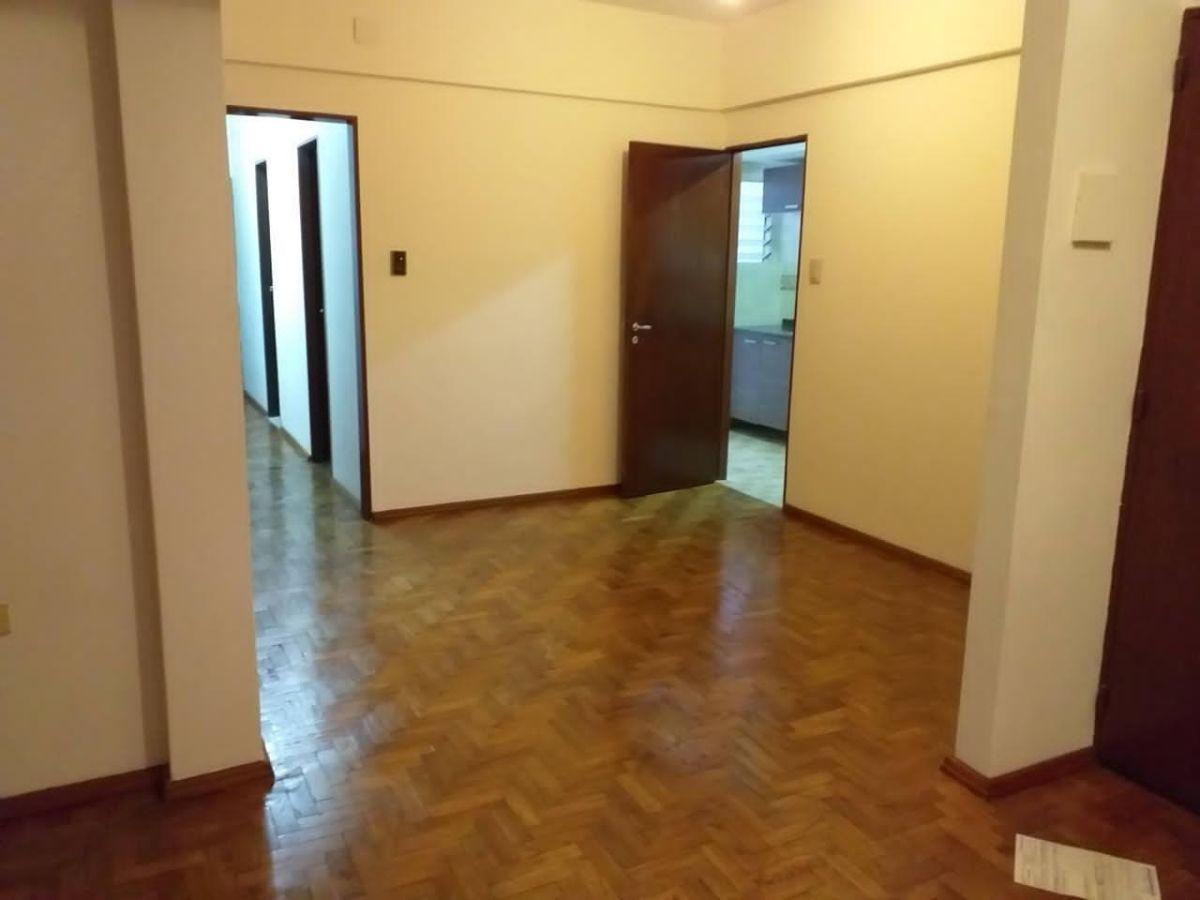 Hermoso Departamento en Venta en Eva Perón 2800