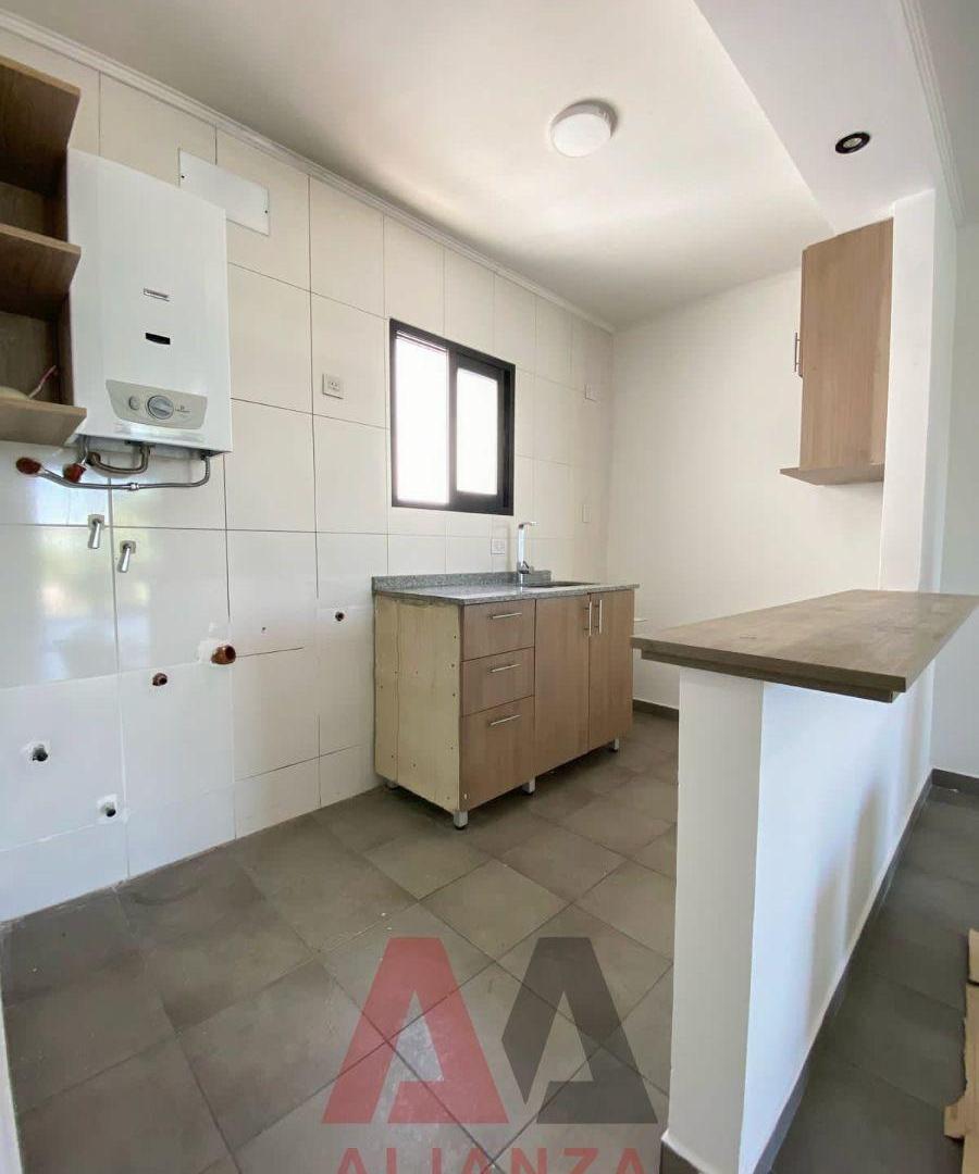 Foto de VENTA! Hermoso departamento Las Heras 5300. Zona parque Federal, imagen 5