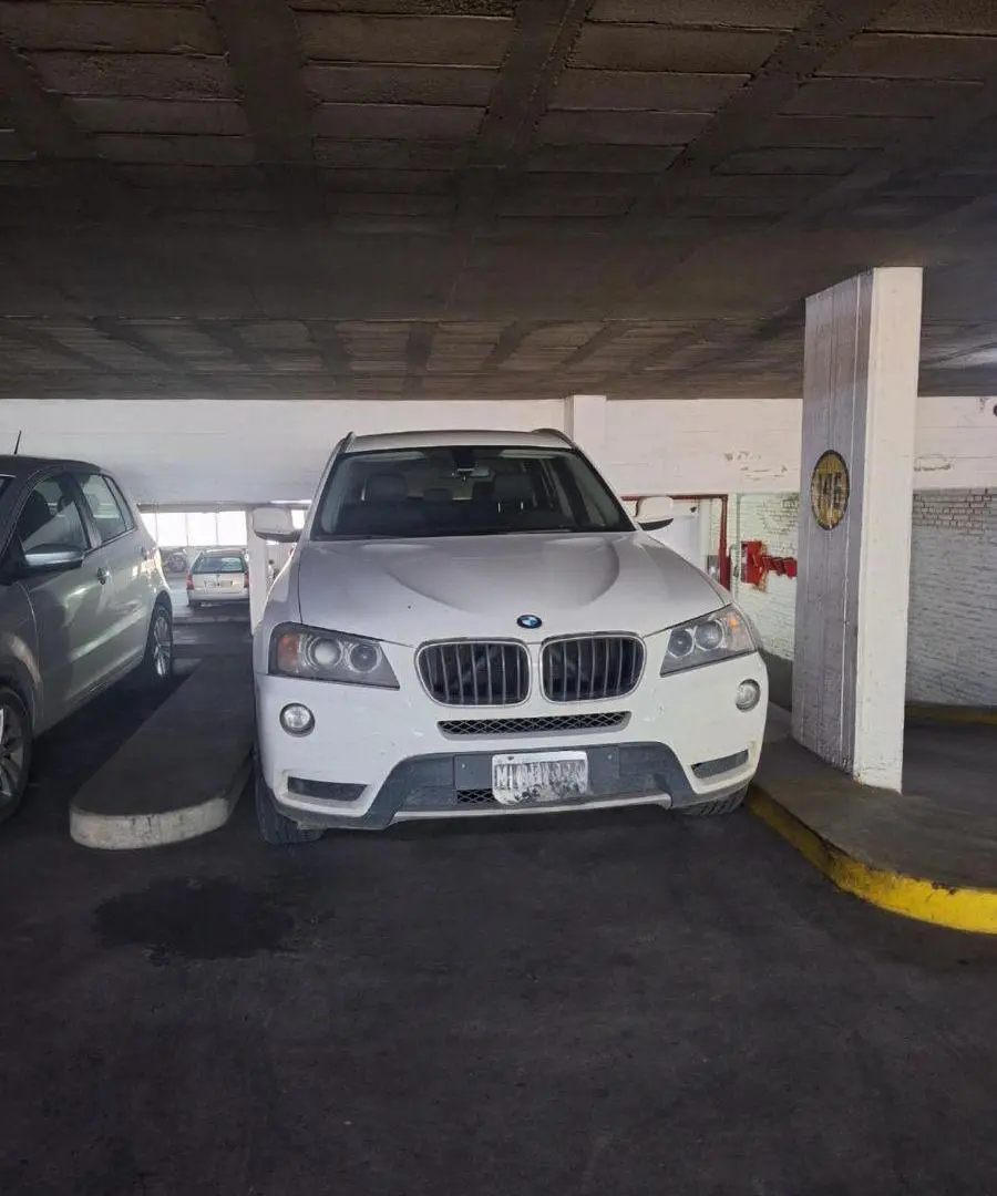 Cochera en San Jeronimo 2000!! apta para Auto o Camioneta 5