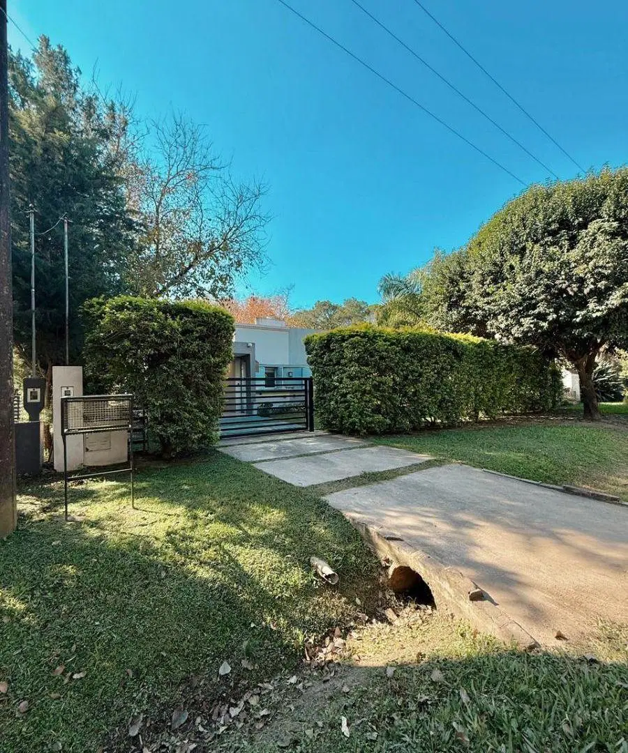 Casa en Country Los Molinos - 2 Dorm, 2 Baños, Living Comedor (130m2) 2
