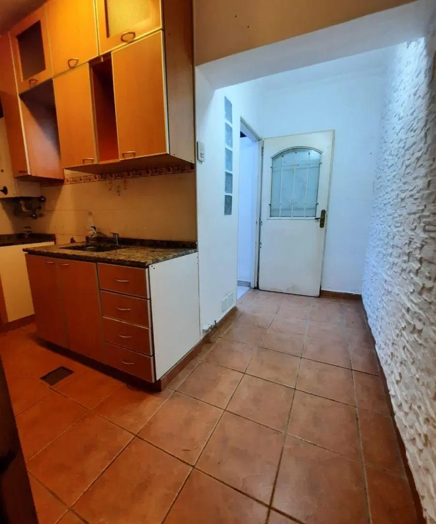 Alquiler departamento en calle Rivadavia 5400 6