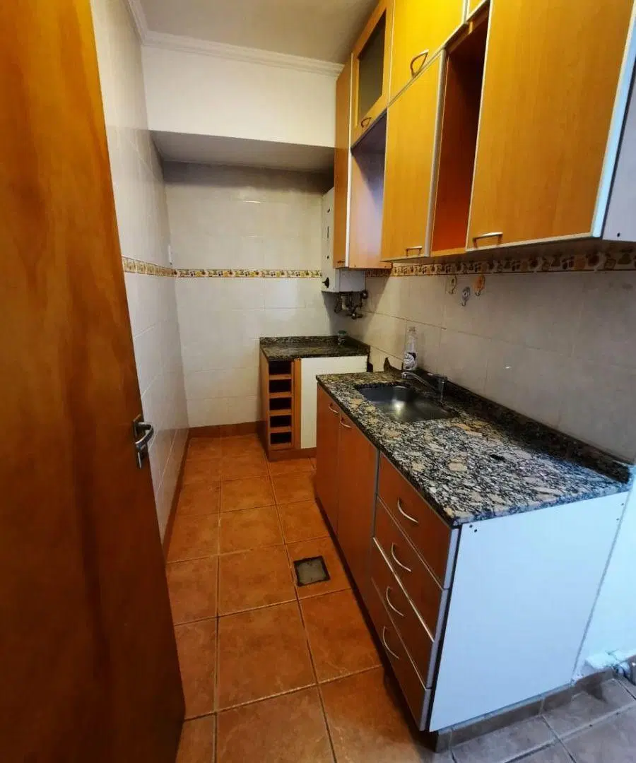 Alquiler departamento en calle Rivadavia 5400 1