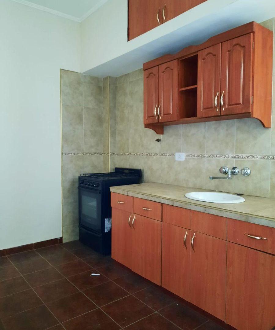 Foto de 1° Junta 2700 - 1 Dorm, Cochera, Cocina-Comedor, imagen 3