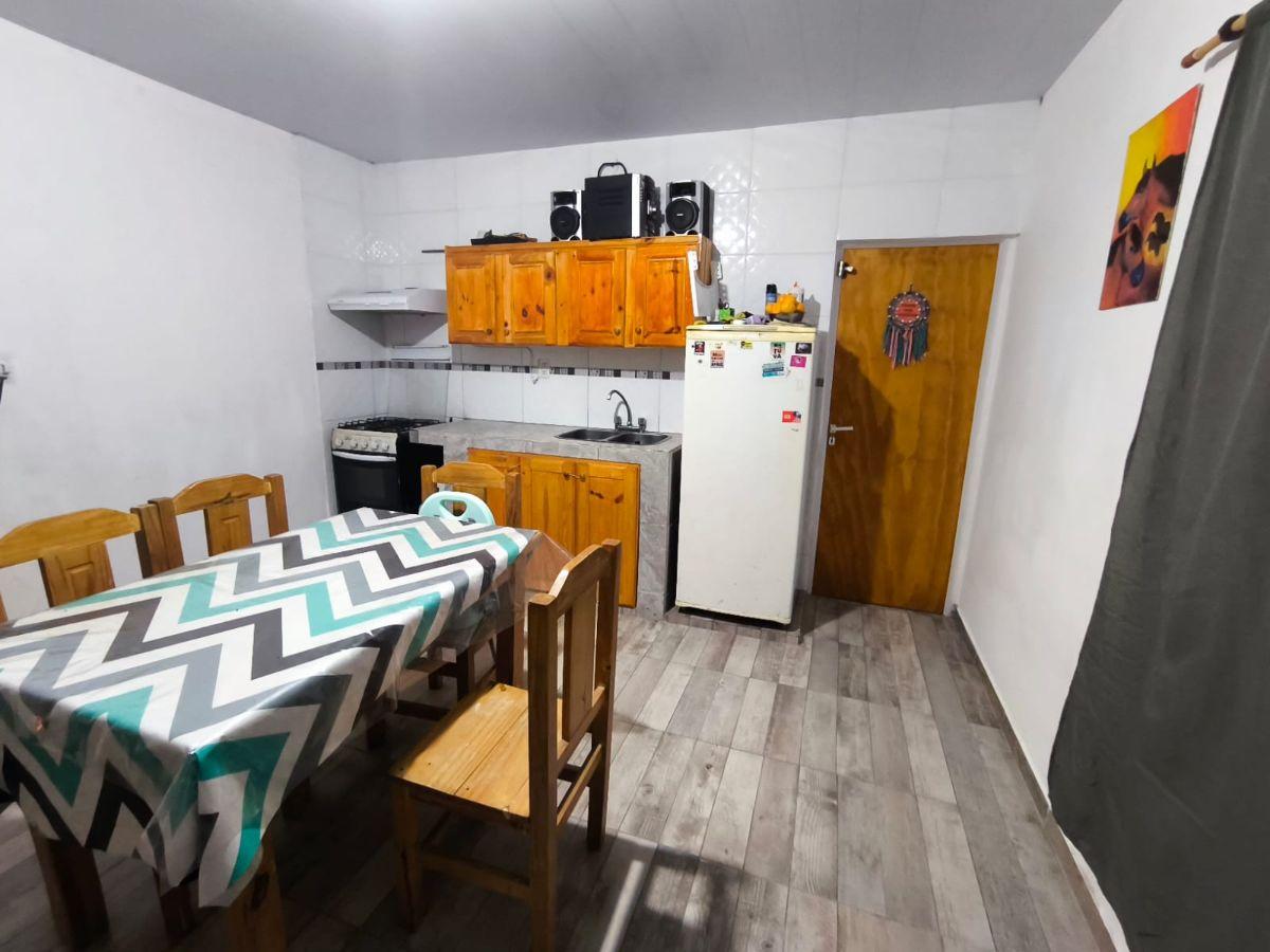 Foto de Buenos Aires 423 - 1 Dorm, 1 Baño, Patio amplio (231m2 Tot.), imagen 2