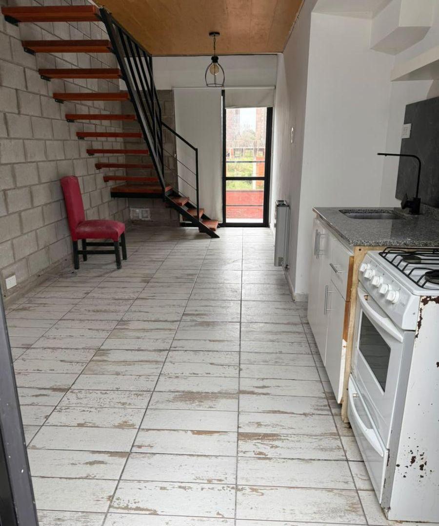 Foto de Lisandro de la Torre 3900 | Duplex, 1 Dorm, Living-Cocina-Comedor, imagen 1