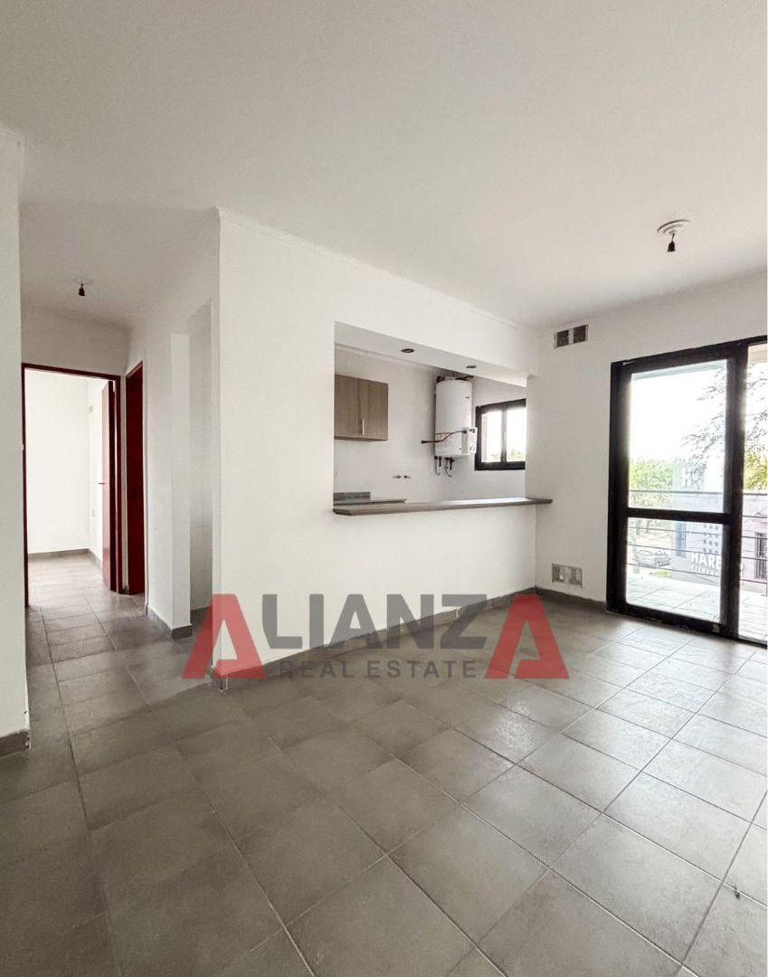 Foto de VENTA Departamento en Las Heras 5300, Sargento Cabral, Piso 2 por, imagen 3