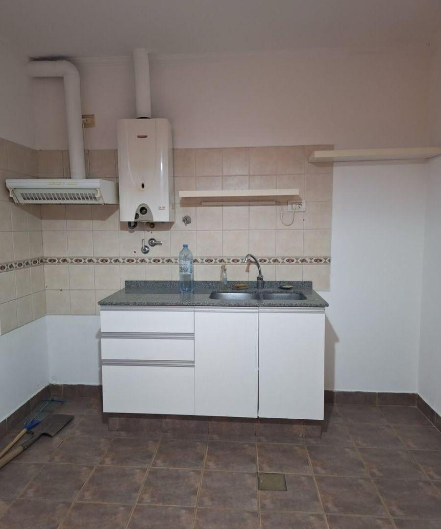 Foto de ALQ. | Duplex Pje Grilli al 1900 - 2 Dorm, Cocina, Living-Comedor, imagen 4