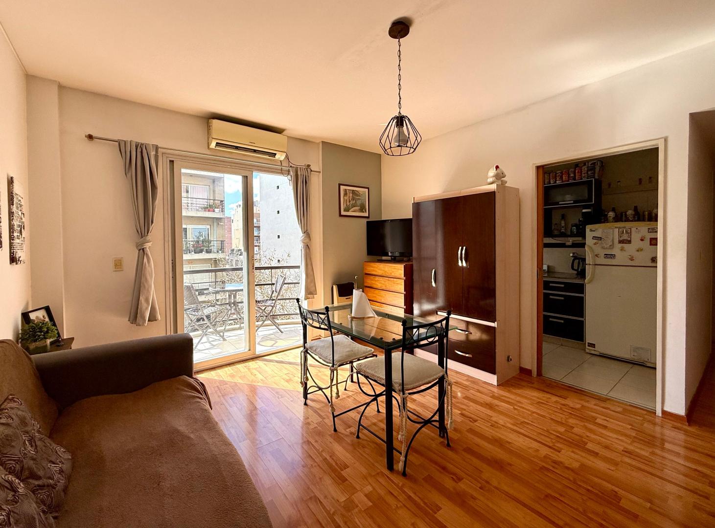 Foto de venta semipiso 2 ambientes con balcón al frente, 5to piso. VILLA DEL, imagen 3