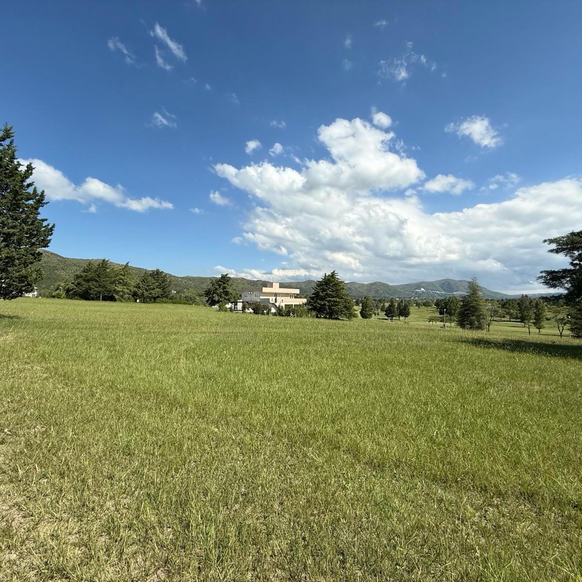Carlos Paz Golf Country Club - Gran y Exclusivo Lote en Altura con Vista Al Golf - 1era Etapa 5