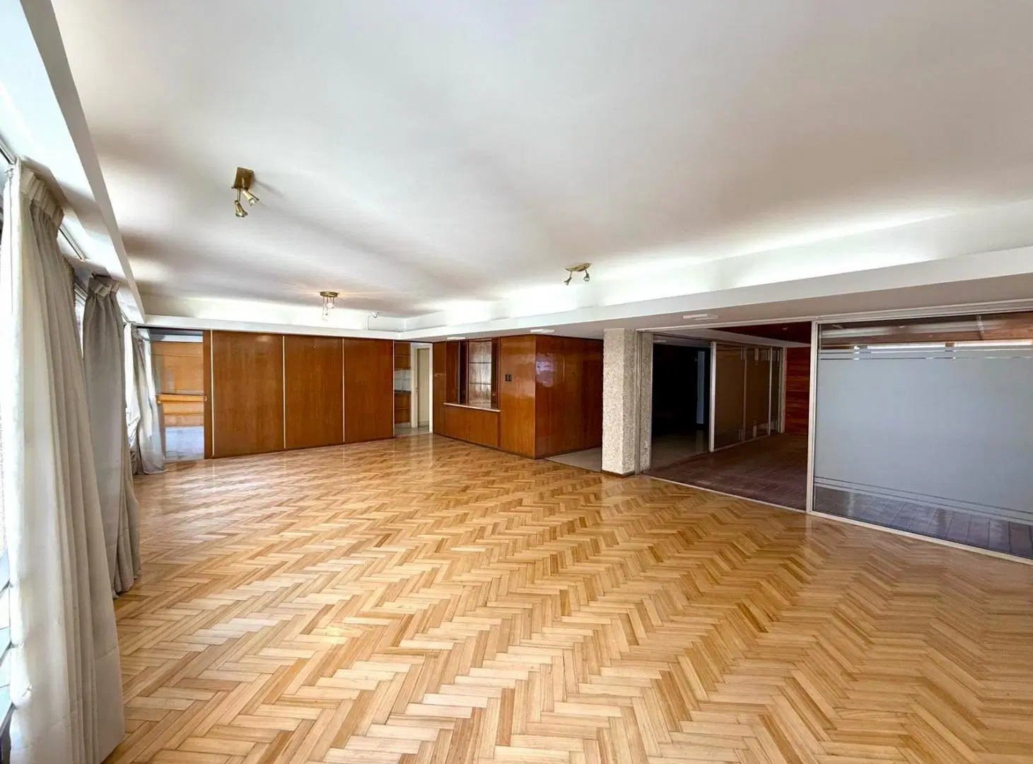 Departamento en venta en Nueva Cordoba - 3 dormitorios - Piso de categoria 1