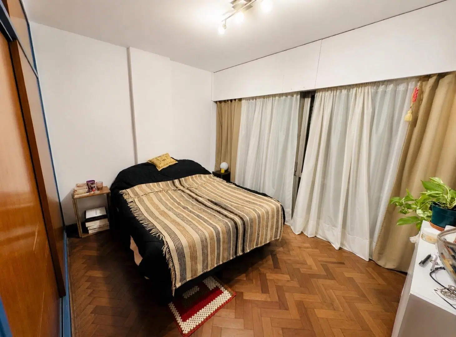 Departamento en VENTA en el  CENTRO -MUY AMPLIO -  EXCELENTE UBICACION -, 3 DOR, escritura! 5