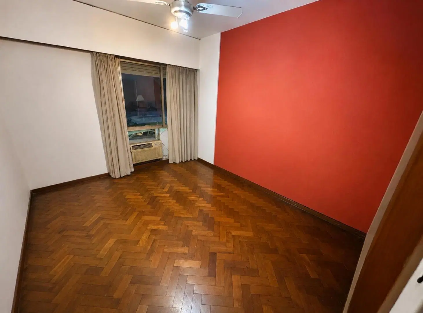 Departamento en VENTA en el  CENTRO -MUY AMPLIO -  EXCELENTE UBICACION -, 3 DOR, escritura! 2
