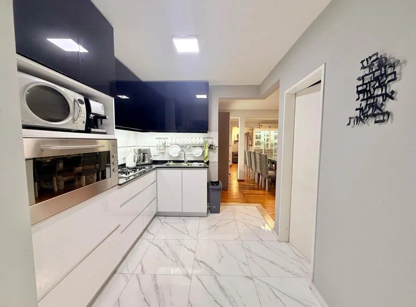 Casa en venta en Los Cielos - 5 dormitorios en suite -Impecable 3