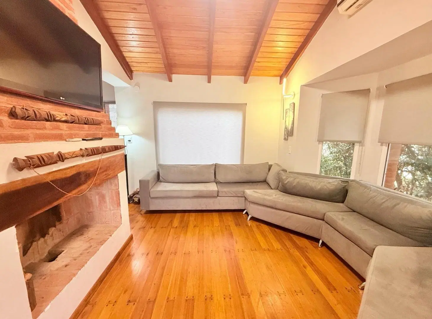 Casa en venta en Los Cielos - 5 dormitorios en suite -Impecable 4