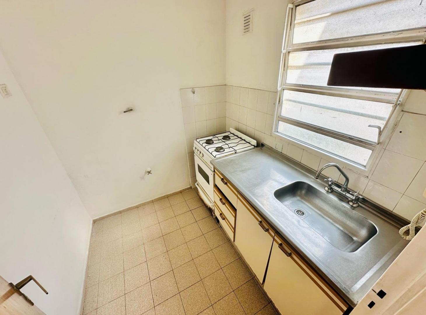 Foto de Departamento en venta - Providencia - 2 Dor - Cocina separada - Apto, imagen 3